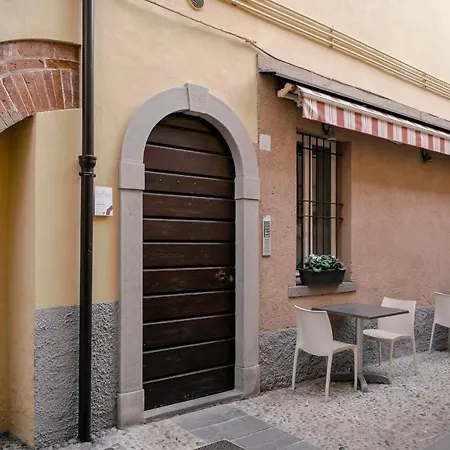 Lovely Mansard Portelle With Private Parking And Bike Storage