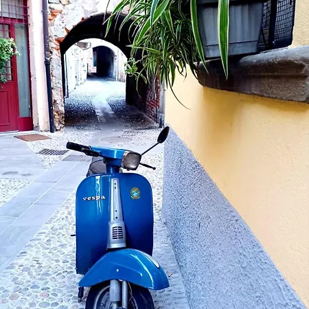 Lovely Mansard Portelle With Private Parking And Bike Storage דירה *