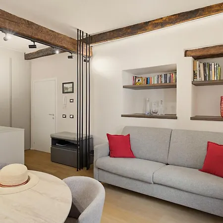 شقة Vicolo Portelle - Indoor Private Parking & Bike Storage *