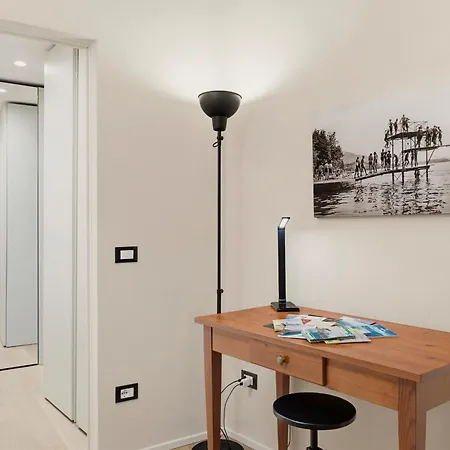 Vicolo Portelle - Indoor Private Parking & Bike Storage